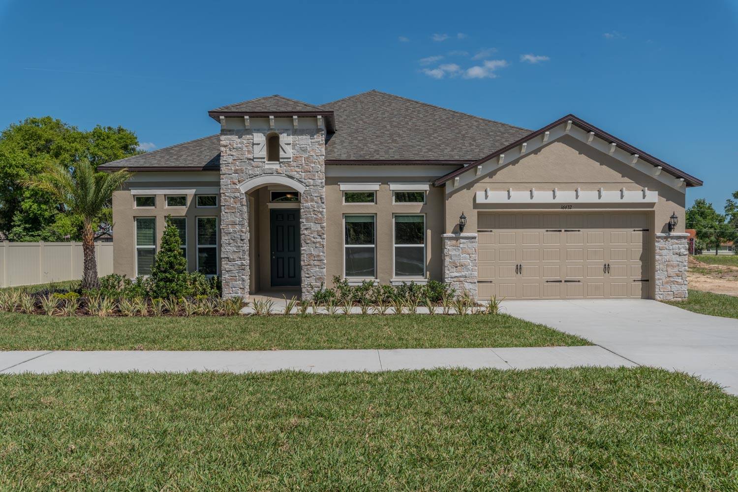 Custom home photograph 08